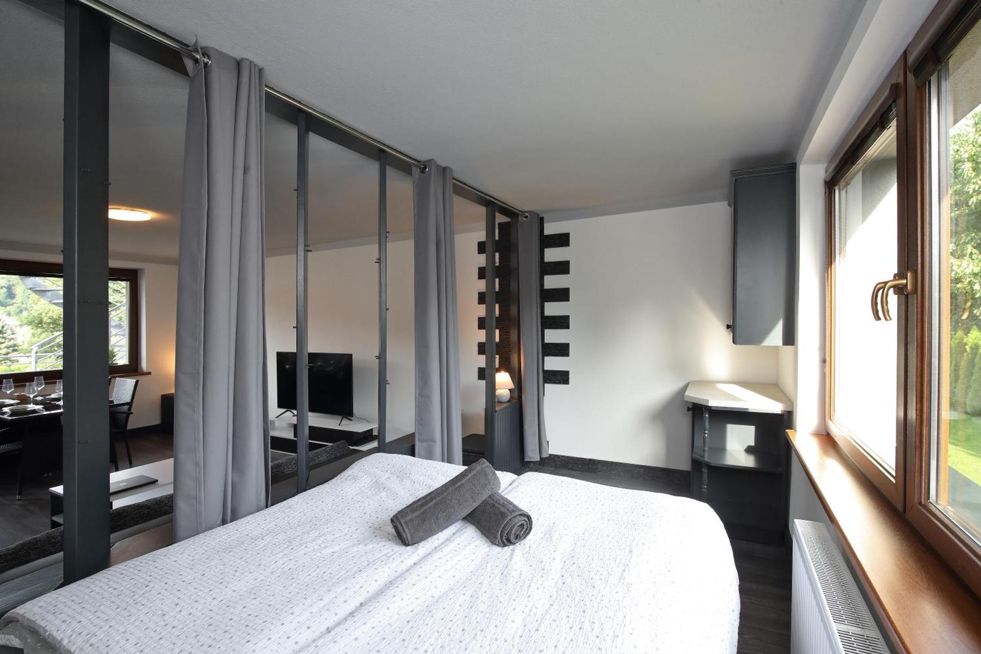 Apar7Man Jizerske Hory Apartamento Hejnice Exterior foto